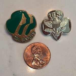 Vintage Girl Scouts Pins Trefoil Insignia Collectible‎ Memorabilia